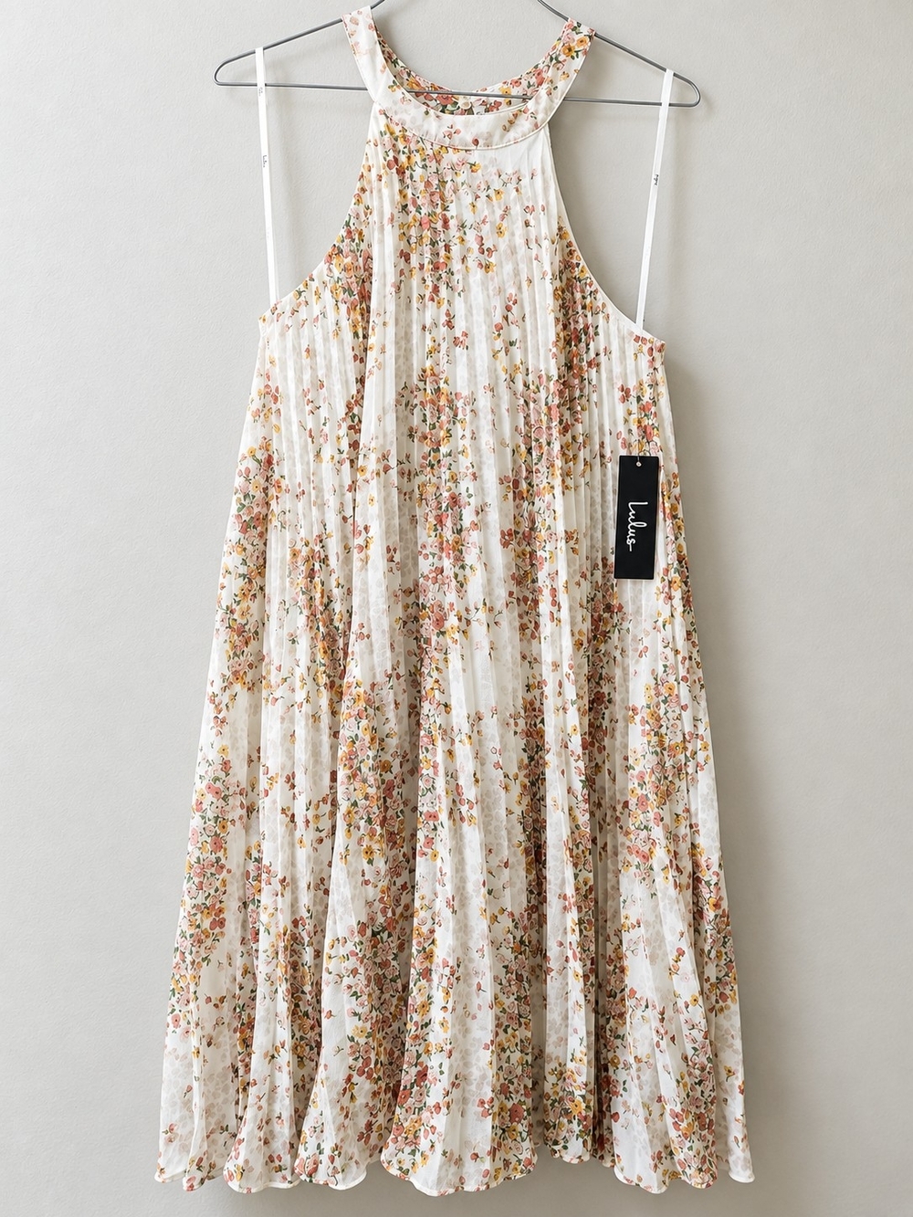 Lulus Floral Pleated Maxi Dress – White Multi – Size S – NWT